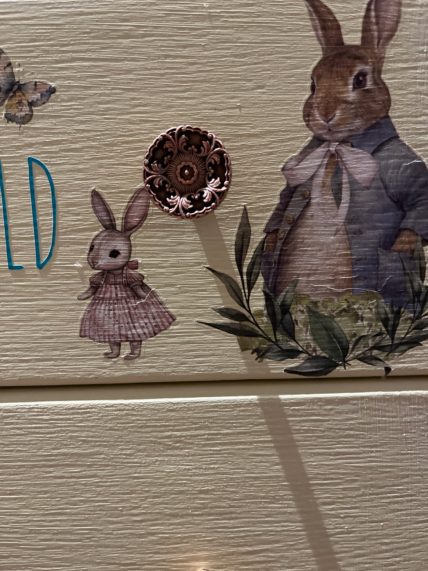 Upcycled Nursery Drawers and Dressing Table